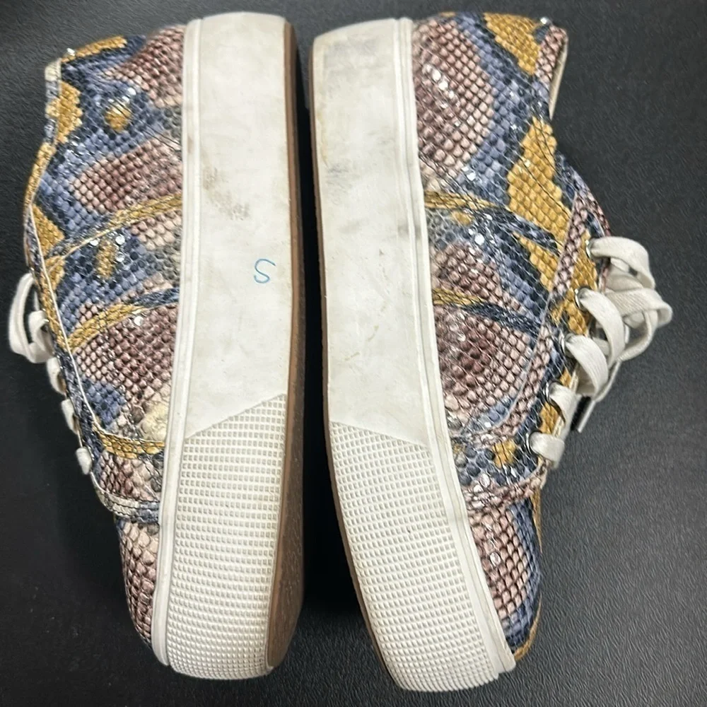 Steve Madden Multicolor Women’s Snakeskin Platform Lace up Sneakers size 8.5